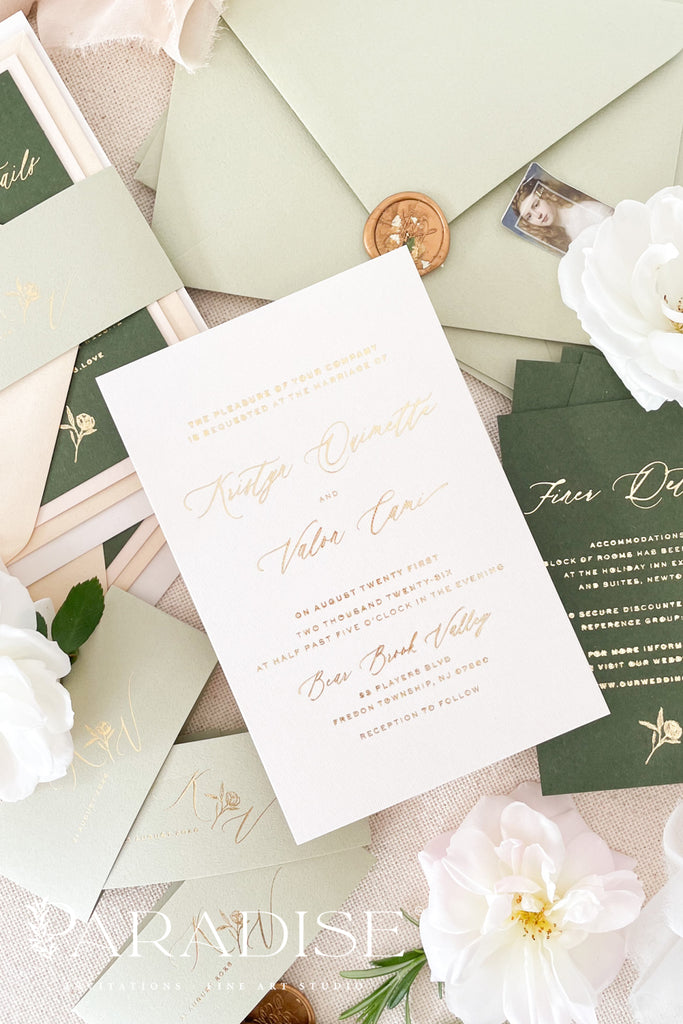 Lyla Hot Foil Stamping Wedding Invitation Sets