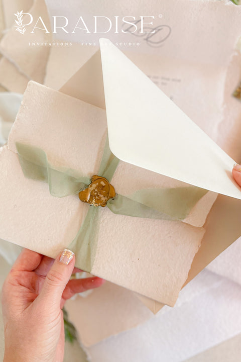 This exquisite trifold wedding invitation set offers a blend of modern design and personalized artistry. The convenient trifold design offers ample space for all your wedding details, all wrapped in a beautifully elegant package that your guests will adore.