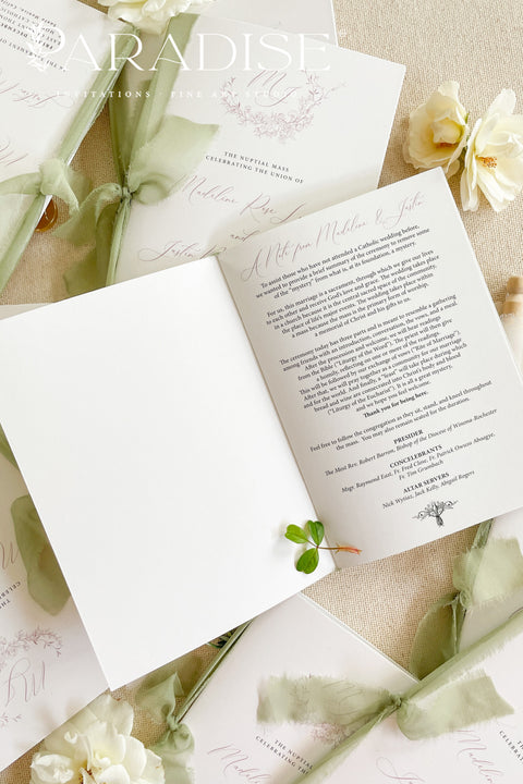 This wedding program features a beautifully hand-drawn sketch of your ceremony location, bringing meaning, storytelling, and personal charm to your celebration. Printed on premium cardstock and finished with a deep green ribbon and warm gold wax seal, it offers a refined balance of old-world elegance and modern minimalism. Perfect for estate weddings, outdoor ceremonies, and romantic fine-art themes, this program creates a memorable first impression for your guests.