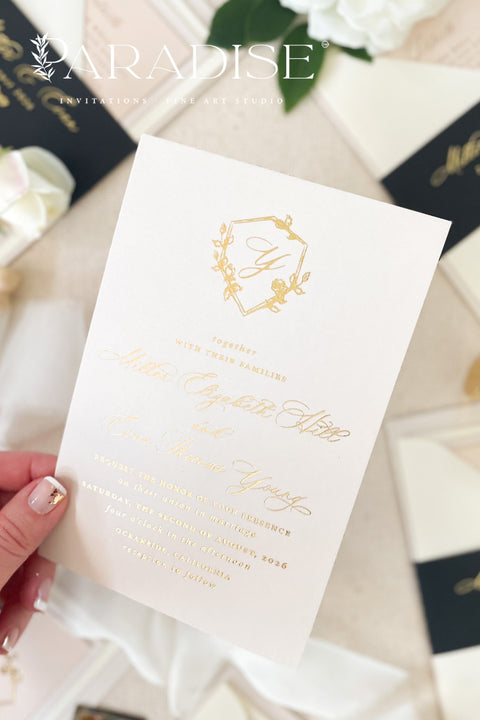 Make your wedding unforgettable from the very first impression with these luxurious hot foil invitations — where timeless design meets radiant metallic shine. Each invitation is meticulously printed on premium cardstock and finished with real foil stamping, adding a touch of elegance and sophistication your guests will never forget.