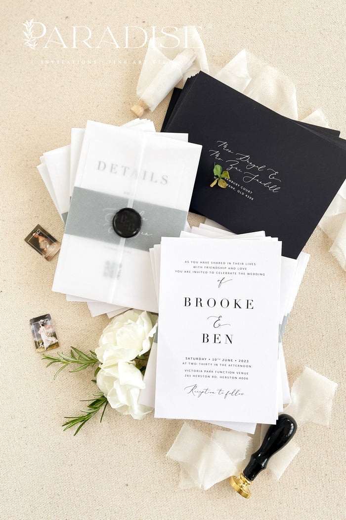 Dianna Minimalist Wedding Invitations