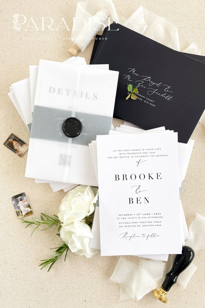 Dianna Minimalist Wedding Invitations