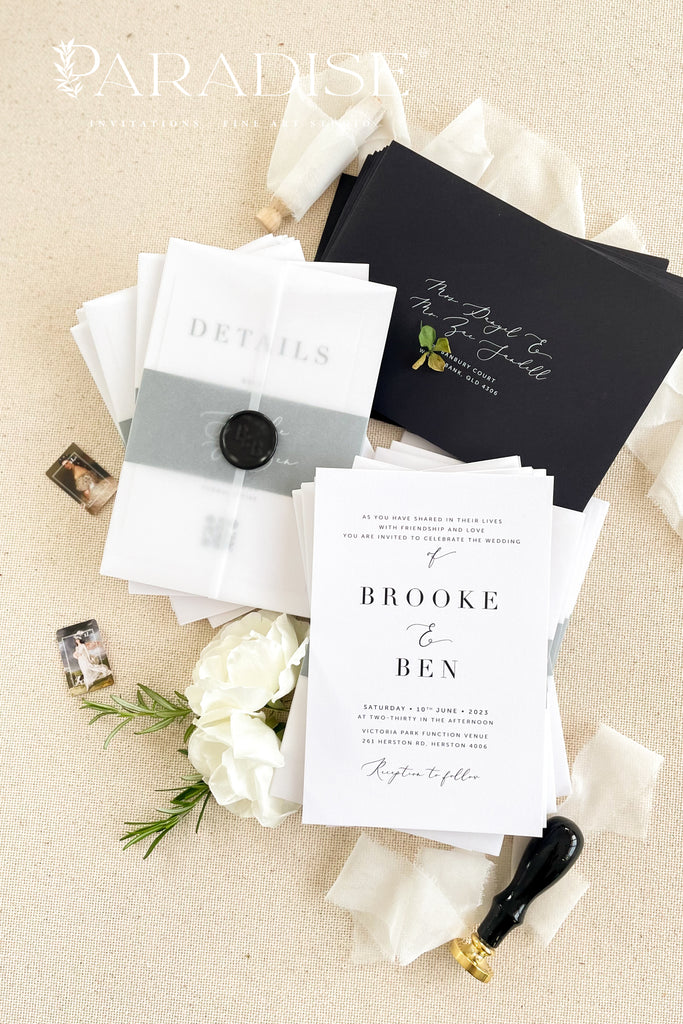 Dianna Minimalist Wedding Invitations