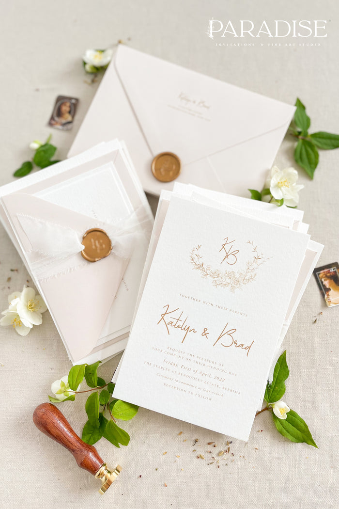 Layla Wedding Invitation Sets