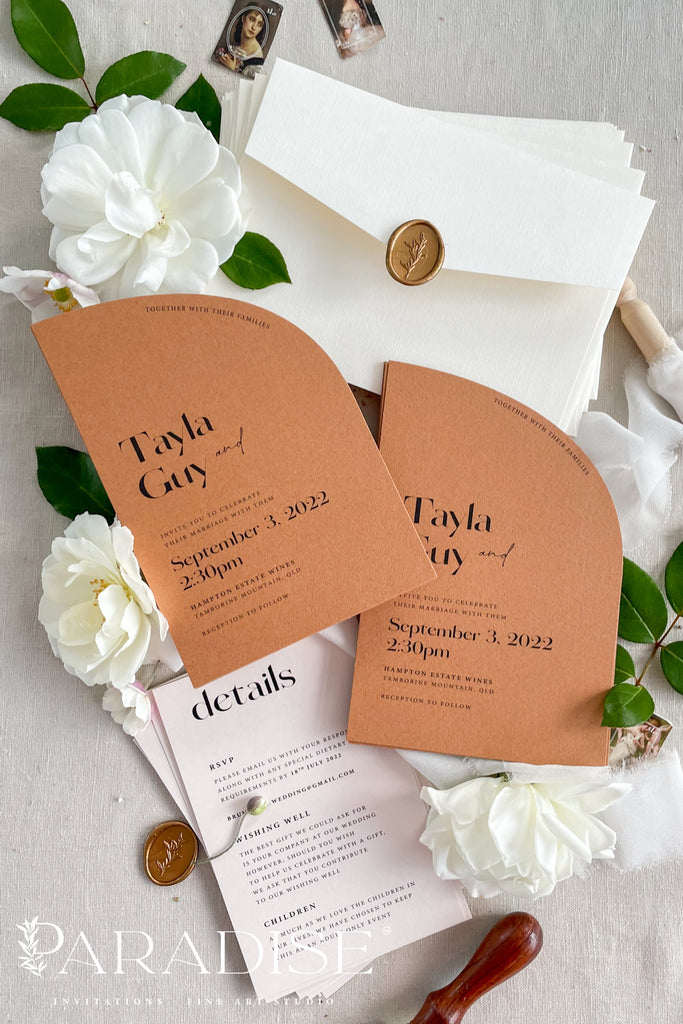 Edwige Half Arch Wedding Invitations