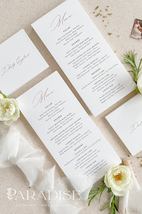 Bring modern elegance to your tablescape with our minimalist wedding menus, thoughtfully designed for timeless sophistication. Printed on luxury smooth cardstock, each menu features clean typography and refined proportions - the perfect finishing touch for a fine-art, contemporary, or classic wedding.