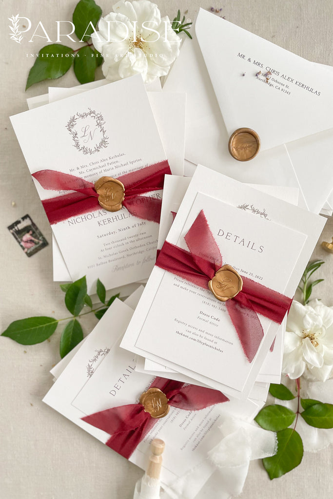 Amelie Modern Wedding Invitations