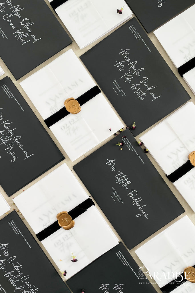 Olivia Black and White Wedding Invitation Sets